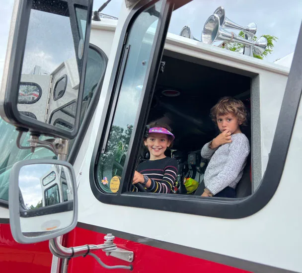 kids on Truck